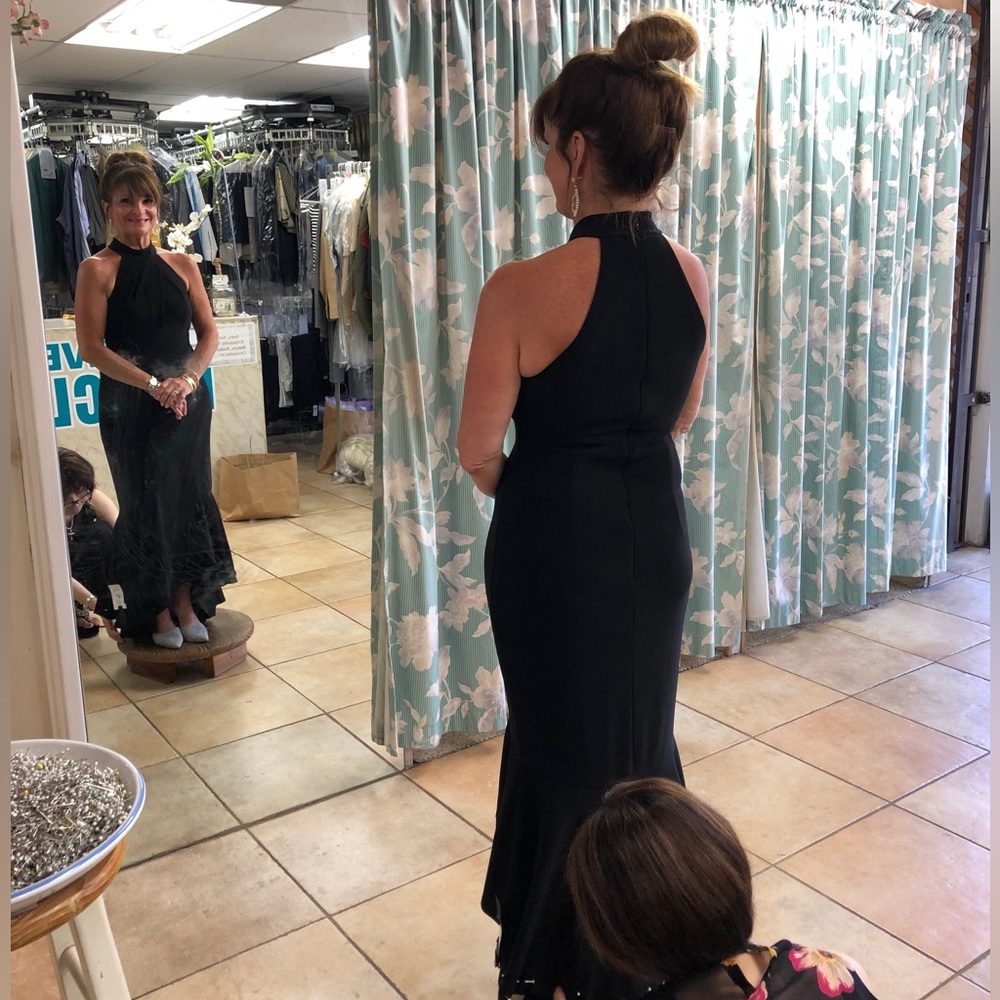 Avery G Black Halter neck full length hi-low gown sz 2